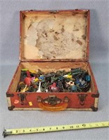 Vintage Army & Other Figures