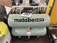 METABO 4 GAL. 135 PSI HOT DOG COMPRESSOR