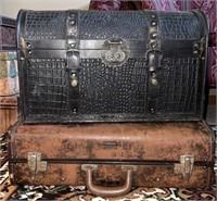 Vtg. Samsonite Suitcase and Black Leather Strap