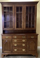 COUNCILL CRAFTSMEN 2 PIECE CHINA CABINET