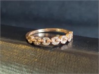 10K ROSE GOLD BAND W/ ACCENT DIAMONDS