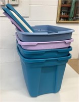 4 Used Storage Totes w/Lids