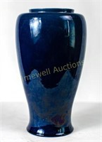 Beautiful hand made Oriental vase
