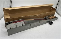 Lionel 364 Post War Conveyor Lumber Loader w Box