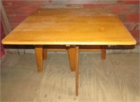 1947-1955 Heywood Wakefield drop leaf table No.