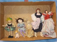 Various small dolls