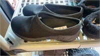 Merrell Encorebreeze Size 9 women’s black shoes