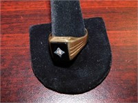 10K yellow gold men's onyx diamond ring