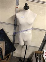 MALE MANNEQUIN ON ROLLING STAND