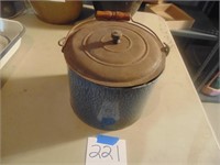 Grey enamel berry pail w lid