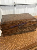Wood box w/metal lining