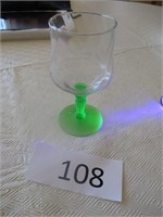 Uranium Stem Glass