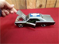 Maisto 1966 Chevrolet Chevelle Diecast 1:24 Scale