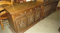 OAK SERVER W/PULL OUT TOP, 2 DRAWERS 3 DOOR