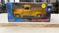 MAISTO LOW MOTION CHEVROLET 3100 Pickup 1950 1/25