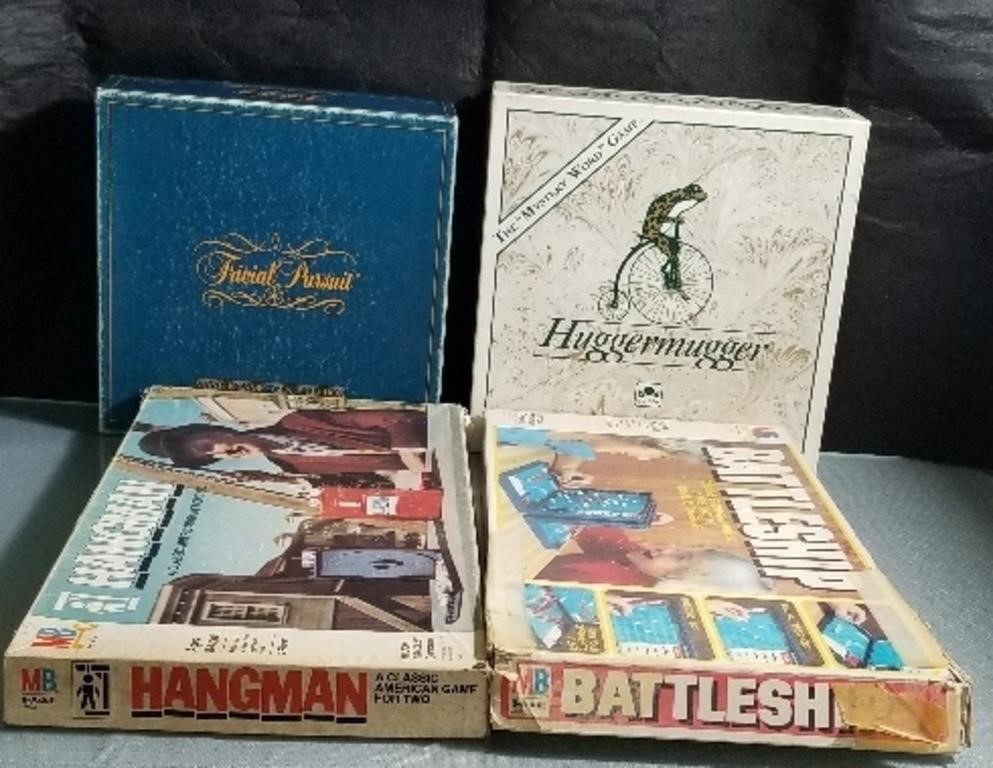 4 Vintage Games- Trivial Pursuit  Hugger