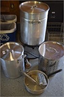 Lot of Deep Frying Kitchen Tools