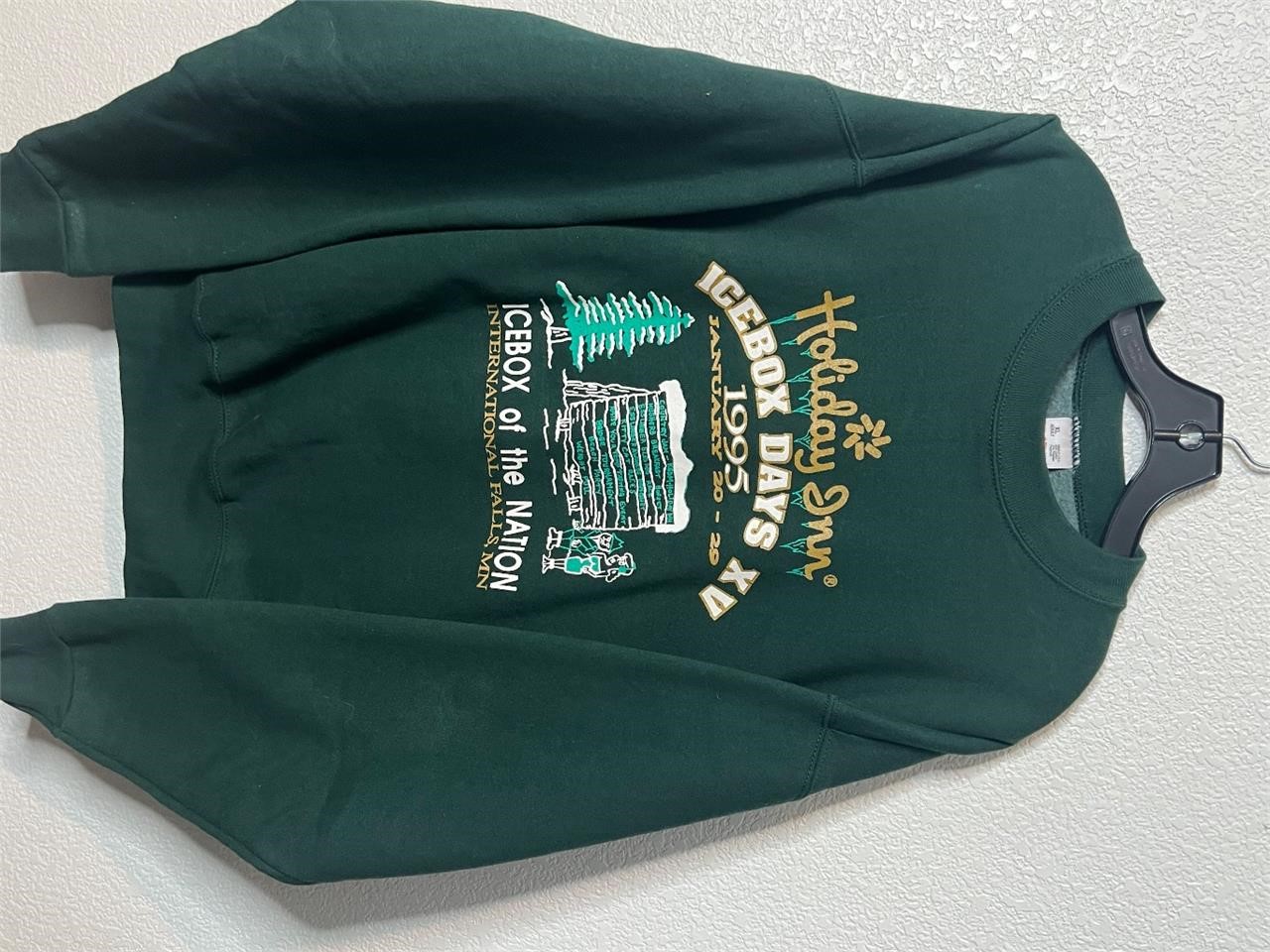 5/2/24 Vintage Clothing Auction