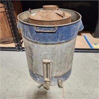 Primitive / Vintage Galvanized Water Vessel