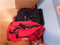 Marlboro duffel bags: Large red w/ wheels - 3