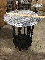 MARBLE TOP TABLE ( marble can be removed) 32 in