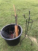 tub of wire garden pcs, plant stand, paddle
