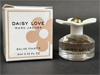 Marc Jacobs Daisy Love EDT Perfume in Box