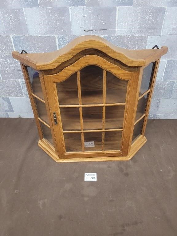 Small display cabinet