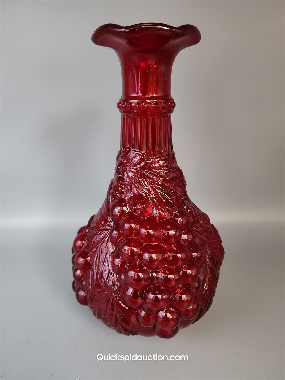 Imperial Ruby Red Grapes Decanter-Gorgeous!