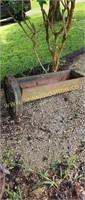 Heavy iron planter