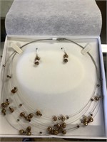 Freshwater Pearl Necklace & Earrings.