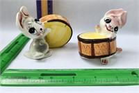 Japan Salt&Pepper shaker set drumming bunnies