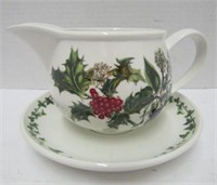 Portmeirion Holly & Ivy Gravy Boat/Stand