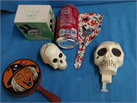 Vintage Halloween items - Spark Eyes Skeleton