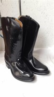 Men's neoprene oil resistant sole boots size 8E