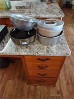 Assortment of bundt pans and more, have wear.