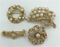 Lot of 4 Vintage Faux Pearl Rhinestone Brooches