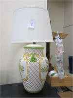 CERAMIC BASE LAMP