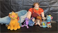 8 Disney Stuffed Figures
