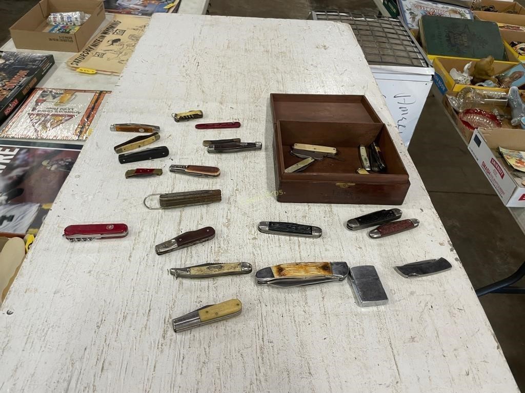 Assorted Pocket Knives