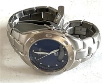 Fossil blue watch needs battery as is