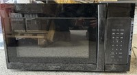 Furrion Microwave. Measures 30”Wx17 1/2”Dx16”H.