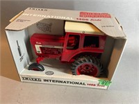 Ertl 1/16 International 1466 Turbo Tractor