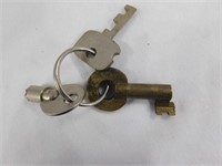 Brass RR key, N&W - other keys