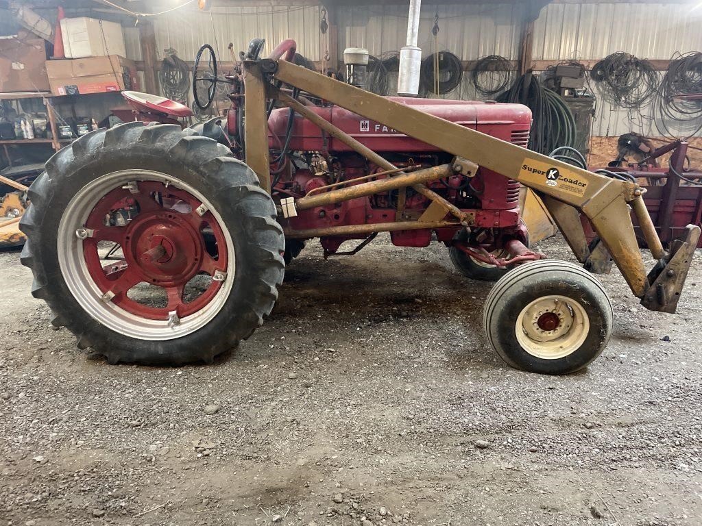 M Farmall With Loader