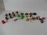 BOX OF FIGURINES, KEYCHAINS, AND CARS