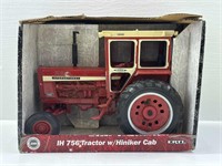 IN 756 1/16 Toy Tractor with Hiniker Cab