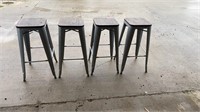4 metal w/wood stools, 30”