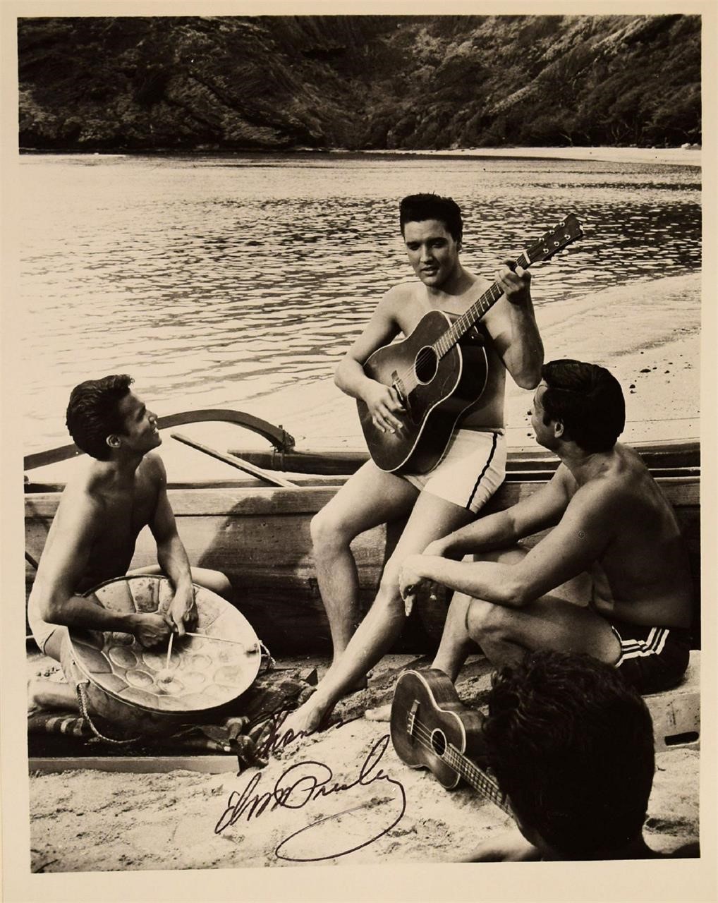 Elvis Presley signed photo