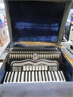 vintage accordian in orig case
